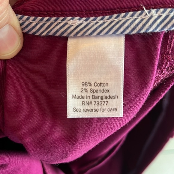 Croft & Barrow Women’s Plus Size 18 Cuffed Fuchsia Shorts - Picture 4 of 4